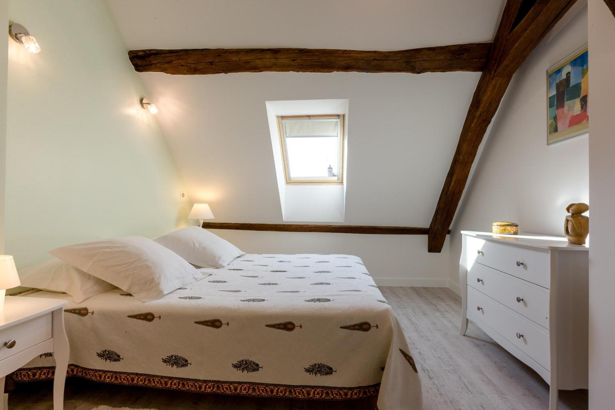 Residence Beaune Sweet Home, 4 Appartements D'Exception Avec Parking Inclus Bilik gambar