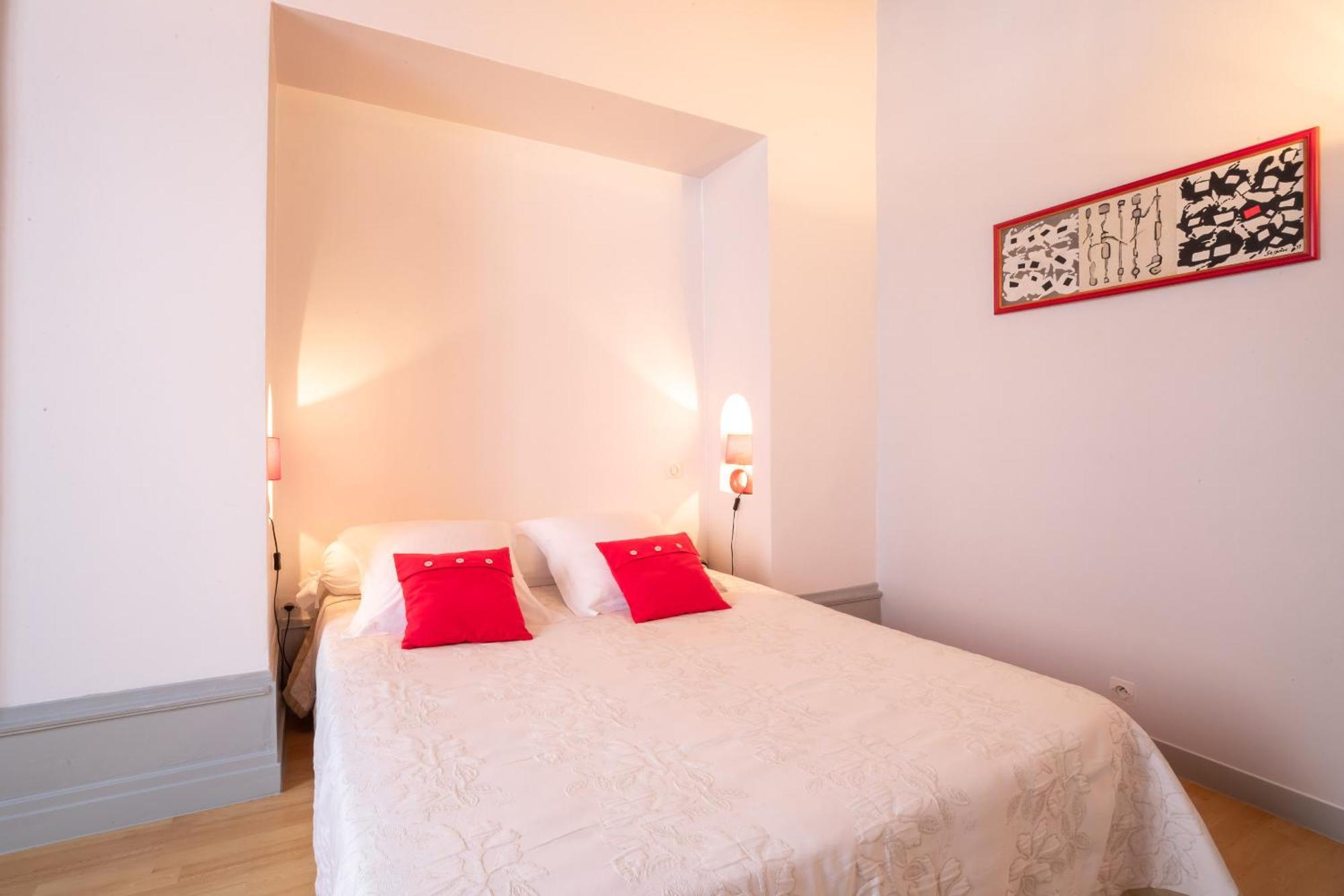 Residence Beaune Sweet Home, 4 Appartements D'Exception Avec Parking Inclus Bilik gambar