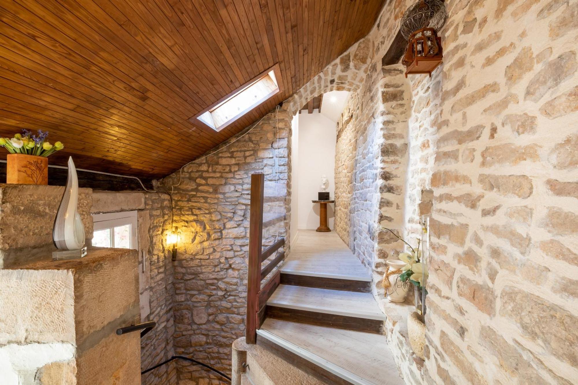 Residence Beaune Sweet Home, 4 Appartements D'Exception Avec Parking Inclus Luaran gambar